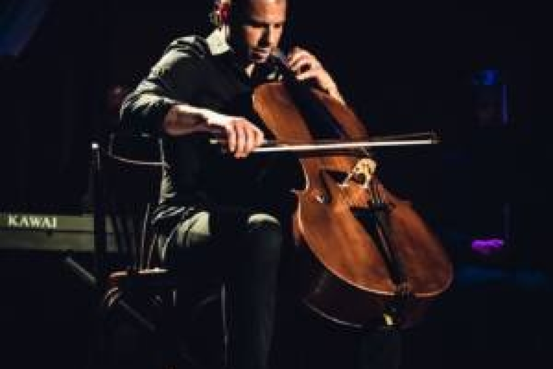 Ο Άρης Ζέρβας ζωντανά στο Baumstrasse