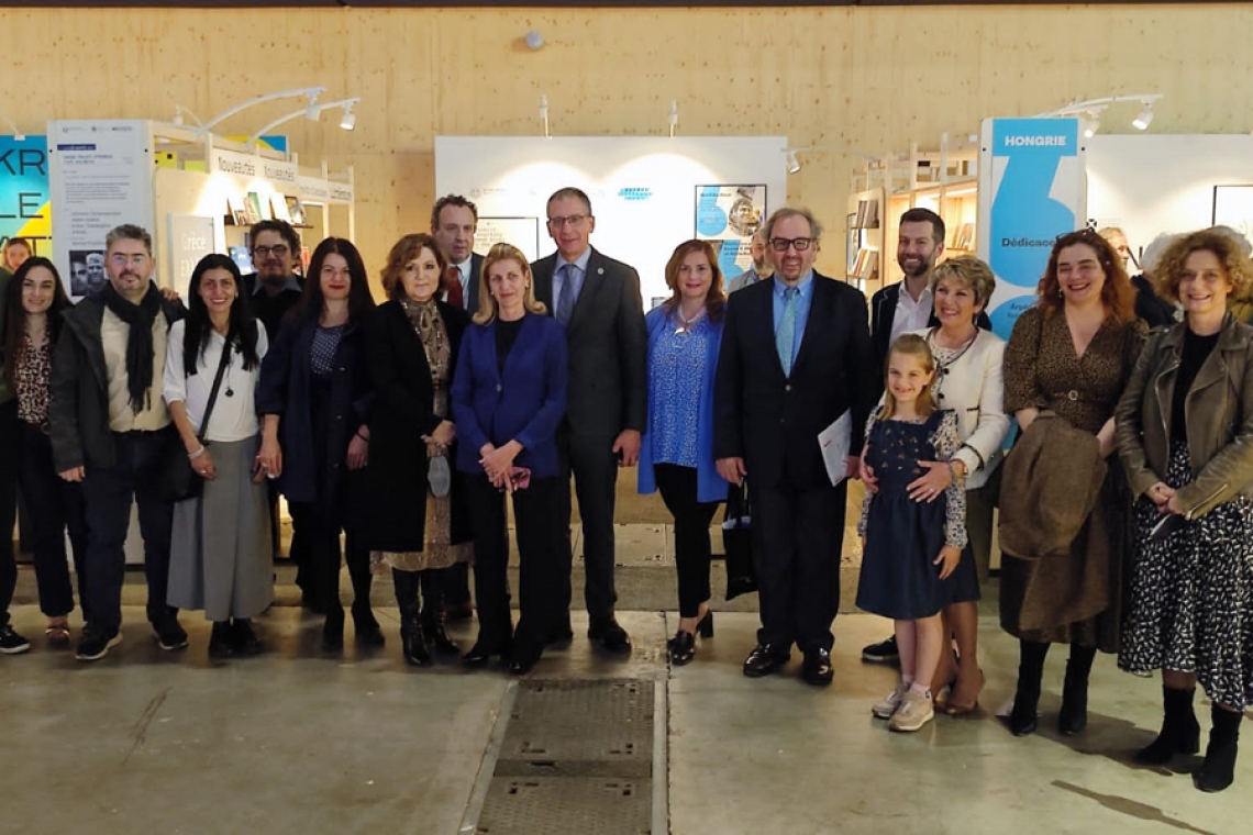 Το ελληνικό περίπτερο στο φεστιβάλ βιβλίου του Παρισιού